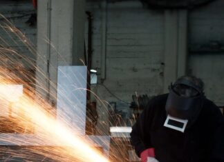 Міста за видами економічної діяльності: як торгівля, промисловість та порти визначають життя міста